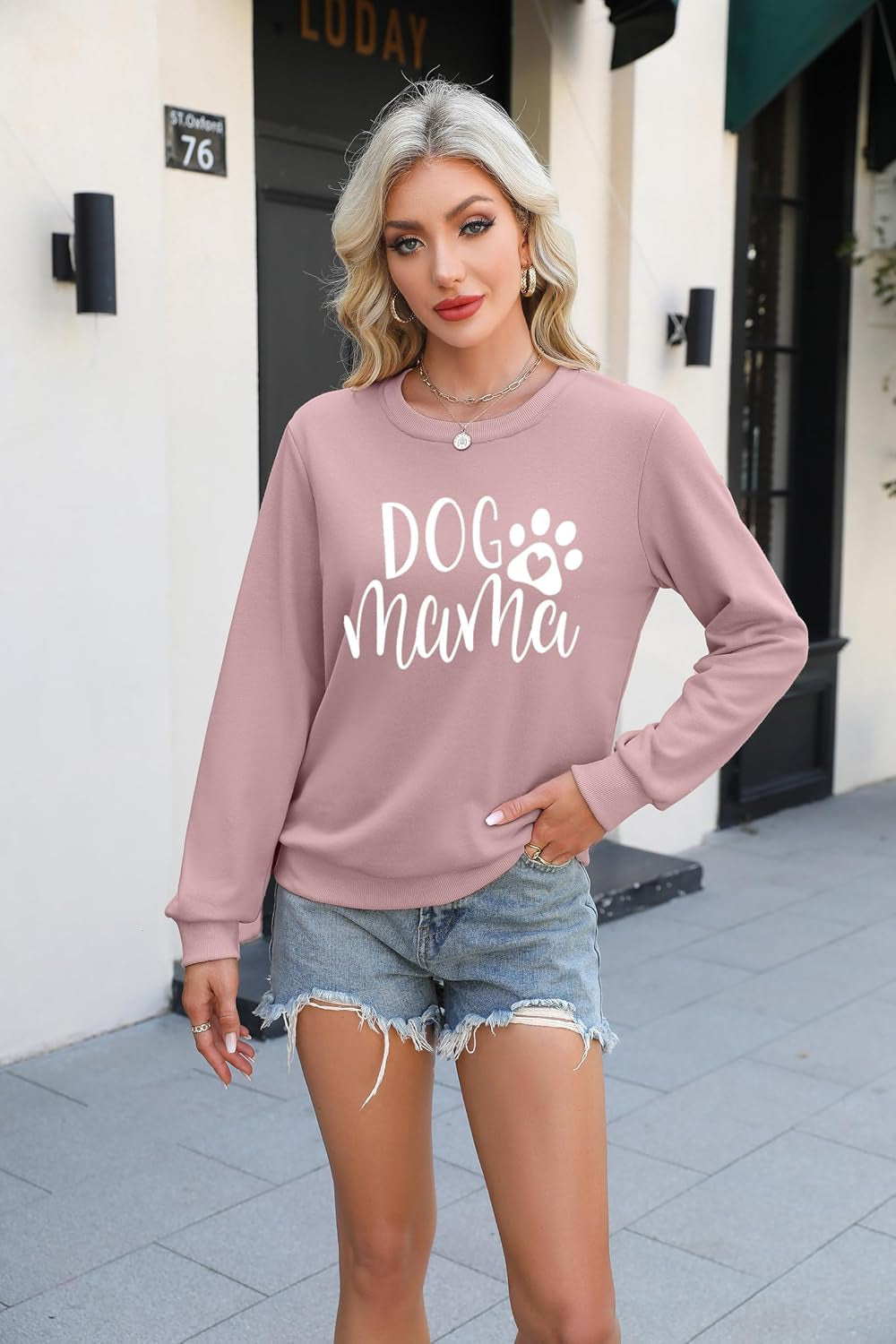 Charming Dog Mom Sweatshirt - Adorable Paw Print Graphic for Passionate Puppy Lovers - Cozy and Cute Long Sleeve Top